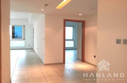 Apartment - 3 Bedrooms - 4 Bathrooms for rent in Marina Residences 3 - Marina Residences - Palm Jumeirah - Dubai