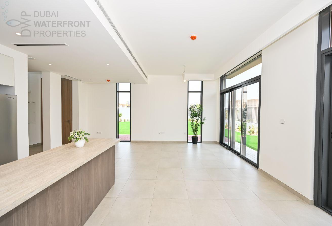 4BR+Family+Maid | G+2 | Park View | 4B2 photo 11