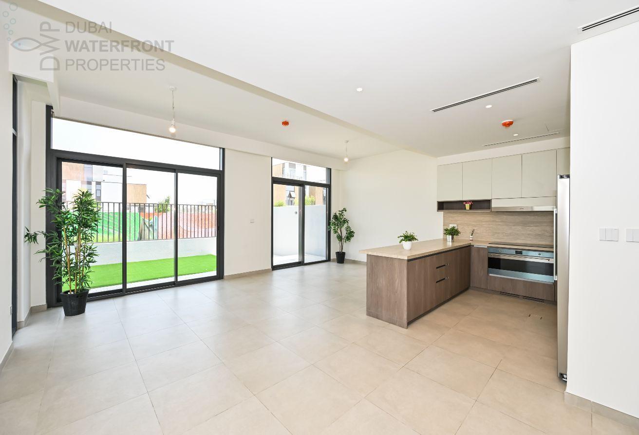 4BR+Family+Maid | G+2 | Park View | 4B2 photo 10