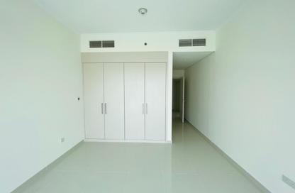 Apartment - 1 - 2 for rent in Carson A - Carson - Damac Hills - Dubai
