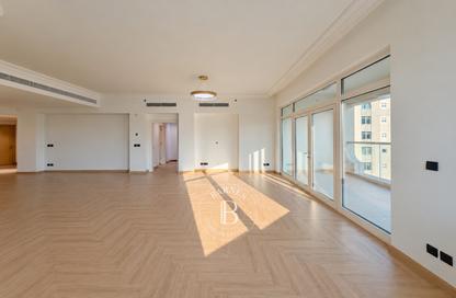 Apartment - 3 - 4 for rent in Al Khudrawi - Shoreline Apartments - Palm Jumeirah - Dubai