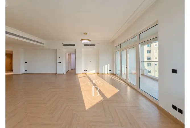 160106567 - Property Image 2