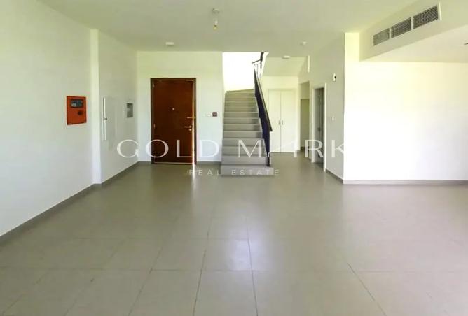 87030100 - Property Image 2