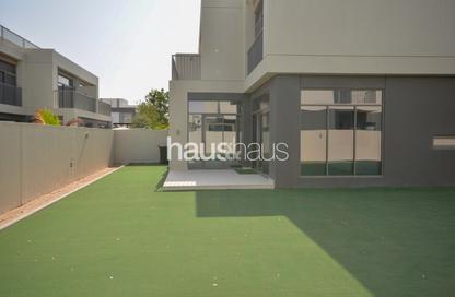 Villa - 4 - 6 for sale in The Pulse Beachfront 2 - The Pulse - Dubai South (Dubai World Central) - Dubai
