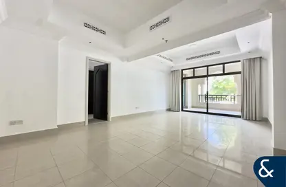 Apartment - 2 Bedrooms - 2 Bathrooms for rent in Tajer Residences - The Old Town Island - Old Town - Downtown Dubai - Dubai