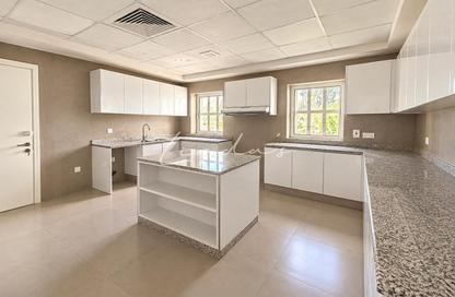 Villa - 4 - 5 for rent in Umm Suqeim 1 Villas - Umm Suqeim 1 - Umm Suqeim - Dubai