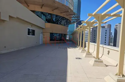 مكتب - استوديو - 2 حمامات للايجار في كابيتال جولدن تاور - الخليج التجاري - دبي