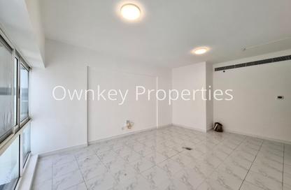 Apartment - 1 Bedroom - 1 Bathroom for rent in Mankhool Building - Mankhool - Bur Dubai - Dubai