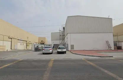 Warehouse - Studio - 4 Bathrooms for sale in Al Khawaneej - Dubai