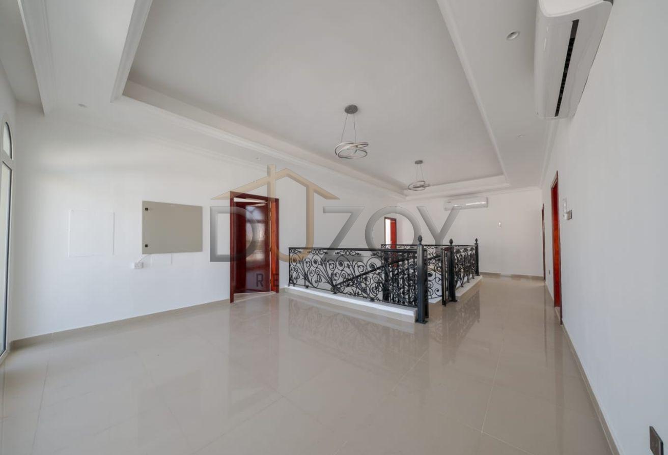 Stunning Renovated 6BR Villa | 10,000 SqFt Plot photo 13