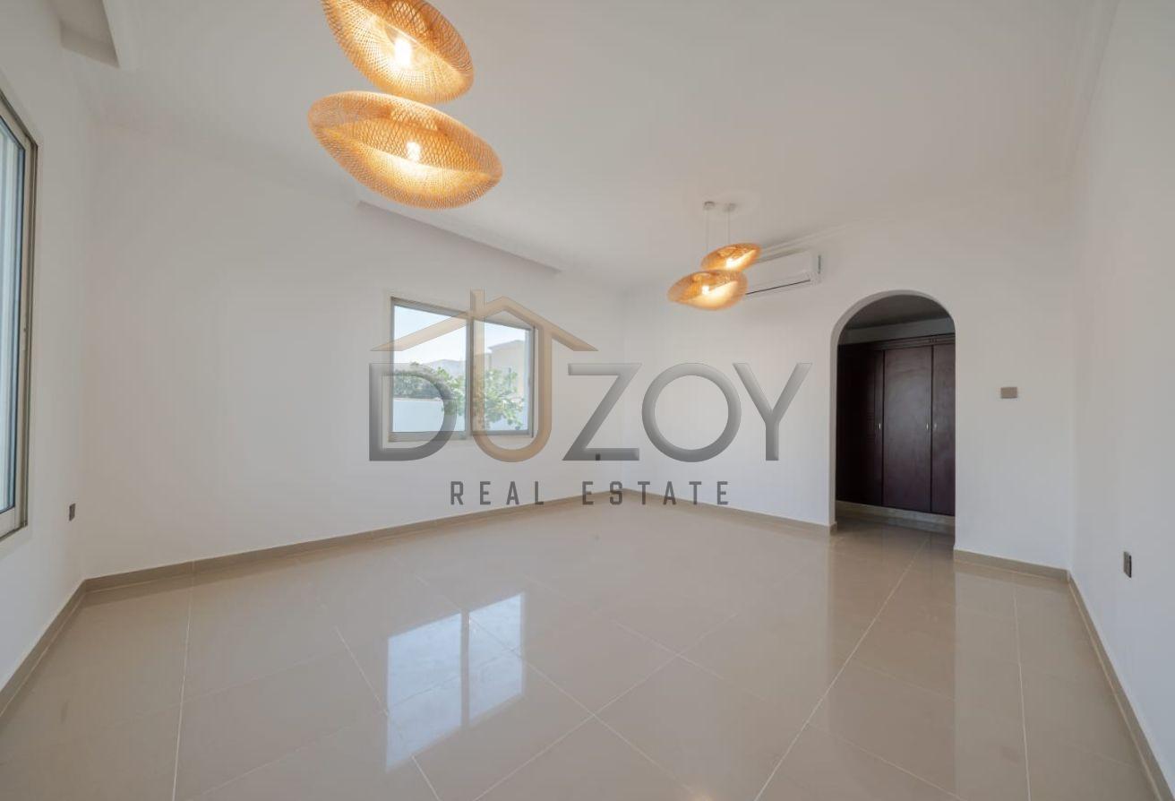 Stunning Renovated 6BR Villa | 10,000 SqFt Plot photo 7