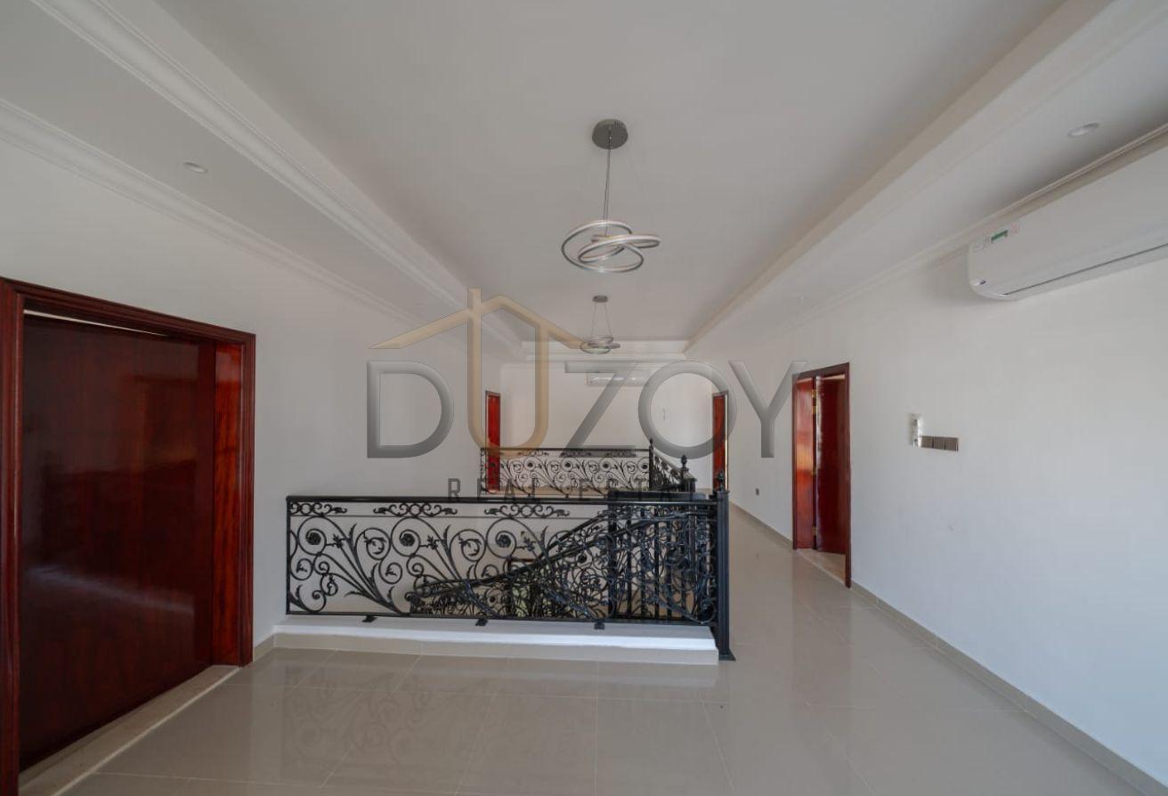 Stunning Renovated 6BR Villa | 10,000 SqFt Plot photo 12