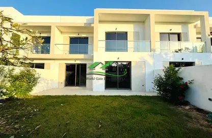 Villa - 3 Bedrooms - 4 Bathrooms for sale in Redwoods - Yas Acres - Yas Island - Abu Dhabi
