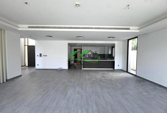 53572597 - صورة العقار 2