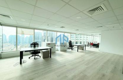 Office Space - Studio - 2 Bathrooms for sale in One Lake Plaza - JLT Cluster T - Jumeirah Lake Towers - Dubai