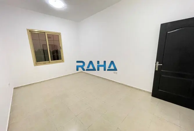 81522273 - Property Image 2
