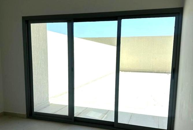 104669788 - Property Main Image