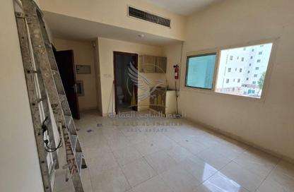 Apartment - Studio - 1 Bathroom for rent in Al Nabaa Building - Al Naba'ah - Al Sharq - Sharjah Apartment - Studio - 1 Bathroom for rent in Al Nabaa Building - Al Naba'ah - Al Sharq - Sharjah