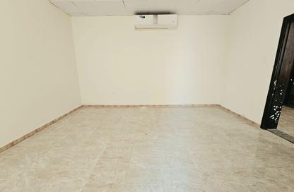 Apartment - 1 - 1 for rent in Fire Station Road - Muwaileh - Sharjah