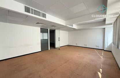 Office Space - Studio - 1 Bathroom for rent in Al Khaleej Building - Al Karama - Dubai