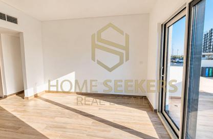 Apartment - Studio - 1 for rent in Waters Edge - Yas Island - Abu Dhabi