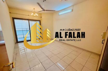 Apartment - 2 Bedrooms - 2 Bathrooms for rent in Thuraya Al Majaz Building - Al Majaz 3 - Al Majaz - Sharjah