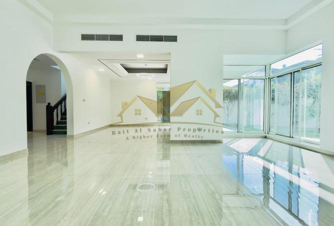 142872415 - Property Image 3