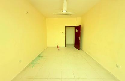 Apartment - 2 Bedrooms - 2 Bathrooms for rent in Fire Station Road - Muwaileh - Sharjah