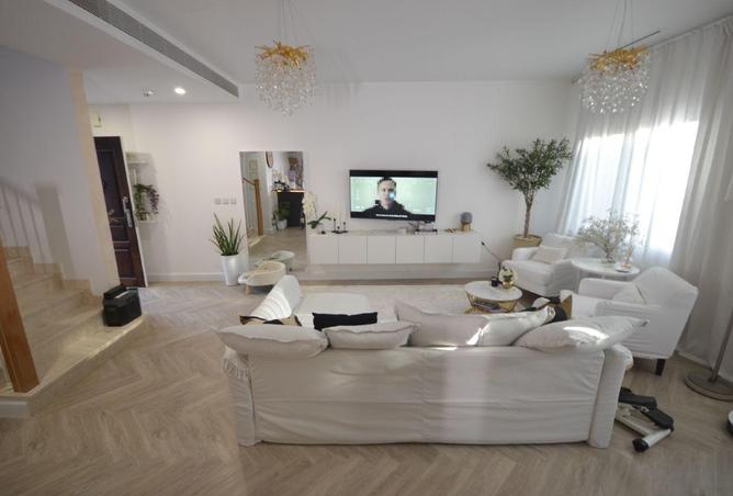 110074317 - Property Image 2