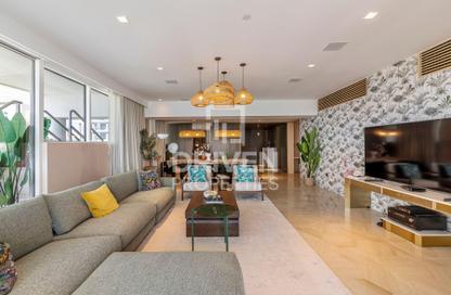 Penthouse - 4 Bedrooms - 5 Bathrooms for sale in FIVE Palm Jumeirah - Palm Jumeirah - Dubai