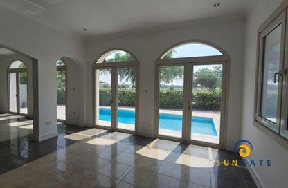 Villa - 5 Bedrooms - 6 Bathrooms for rent in Sienna Lakes - Jumeirah Golf Estates - Dubai