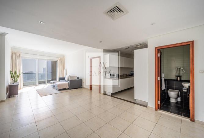 70670122 - Property Image 2