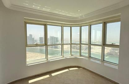Apartment - 3 Bedrooms - 4 Bathrooms for rent in Al Khan - Sharjah