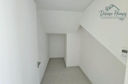 Townhouse - 3 - 5 for rent in Jebel Ali Village Townhouses - Jebel Ali Village - Jebel Ali - Dubai