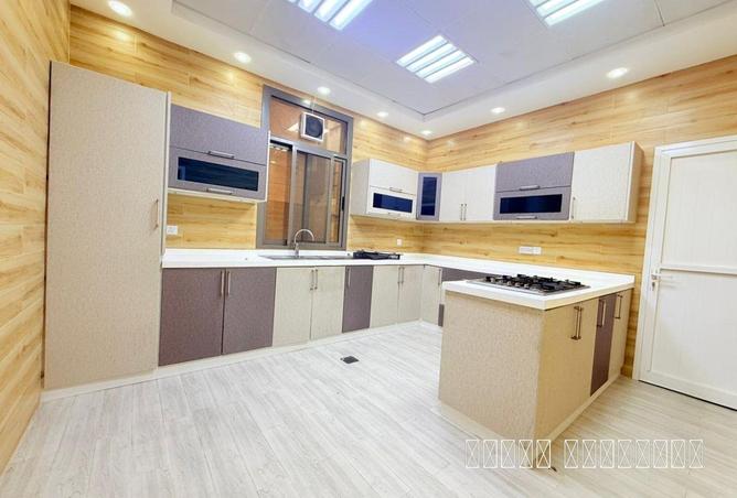 74233950 - Property Image 3