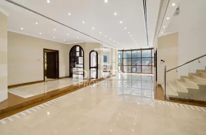 Villa - 5 Bedrooms - 7 Bathrooms for rent in Umm Suqeim 1 Villas - Umm Suqeim 1 - Umm Suqeim - Dubai