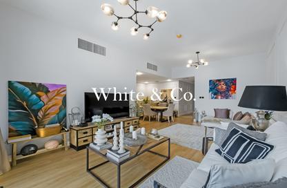 Apartment - 2 Bedrooms - 3 Bathrooms for sale in The Polo Residence B5 - The Polo Residence - Meydan Avenue - Meydan - Dubai