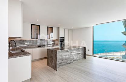 Apartment - 3 Bedrooms - 4 Bathrooms for sale in Serenia Living Tower 2 - Serenia Living - Palm Jumeirah - Dubai