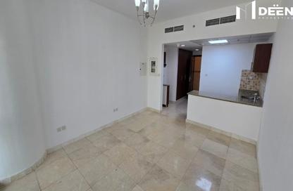 Apartment - Studio - 1 Bathroom for sale in Safeer Tower 2 - Safeer Towers - Business Bay - Dubai