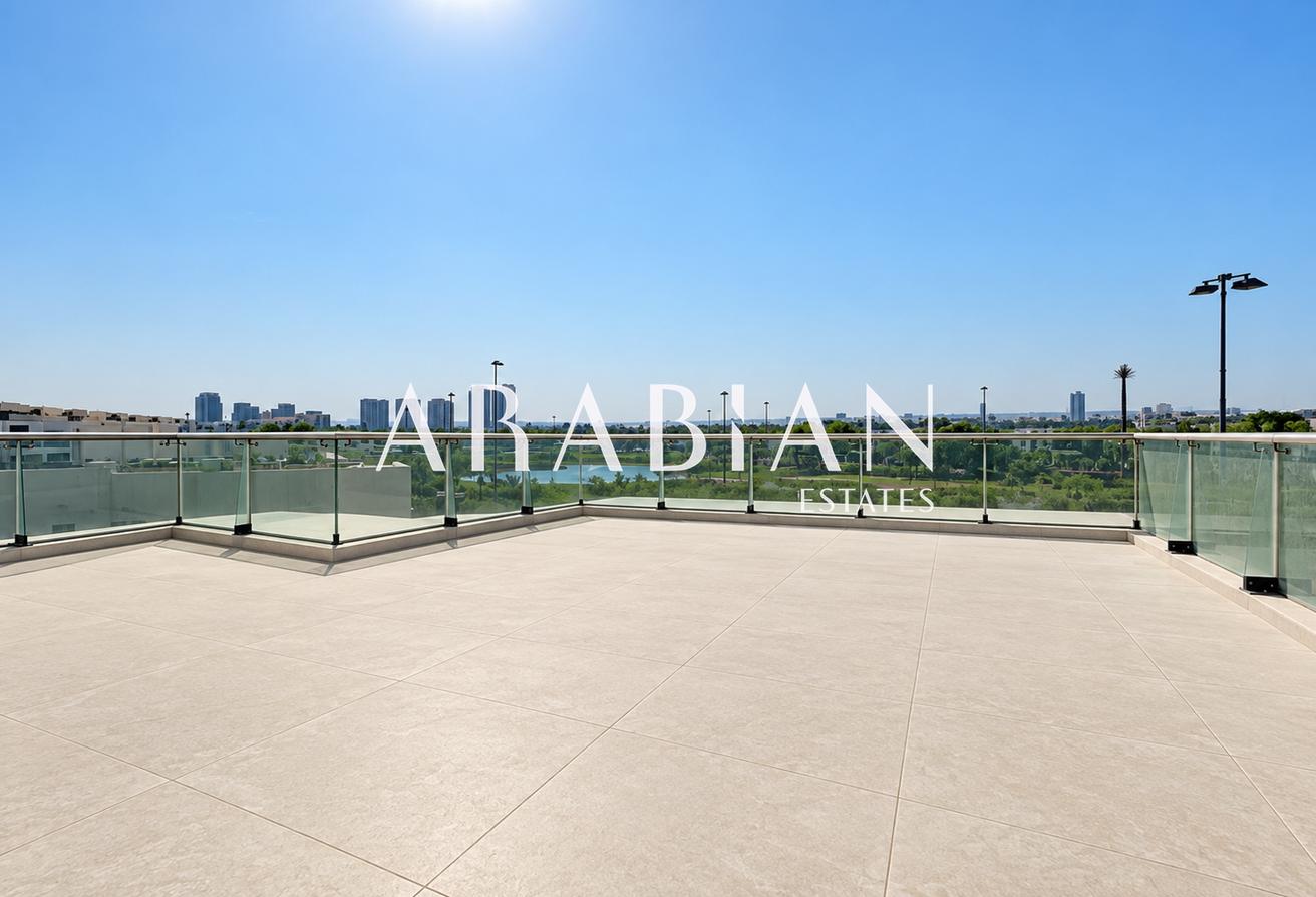Golf and Lake View | Private Pool | Corner Villa photo 14