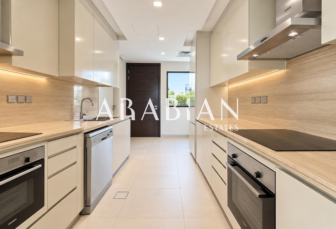 Golf and Lake View | Private Pool | Corner Villa photo 10