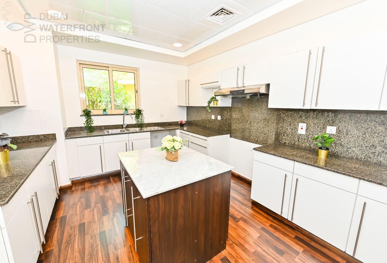 4BR+Maid | E Foyer | Private Pool | Lake View photo 20