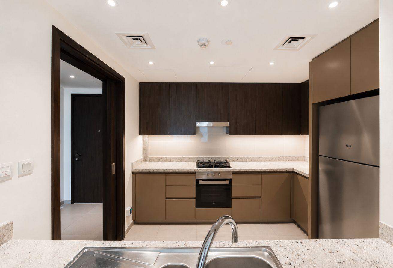 Spacious | Boulevard View | Ready To Move photo 10