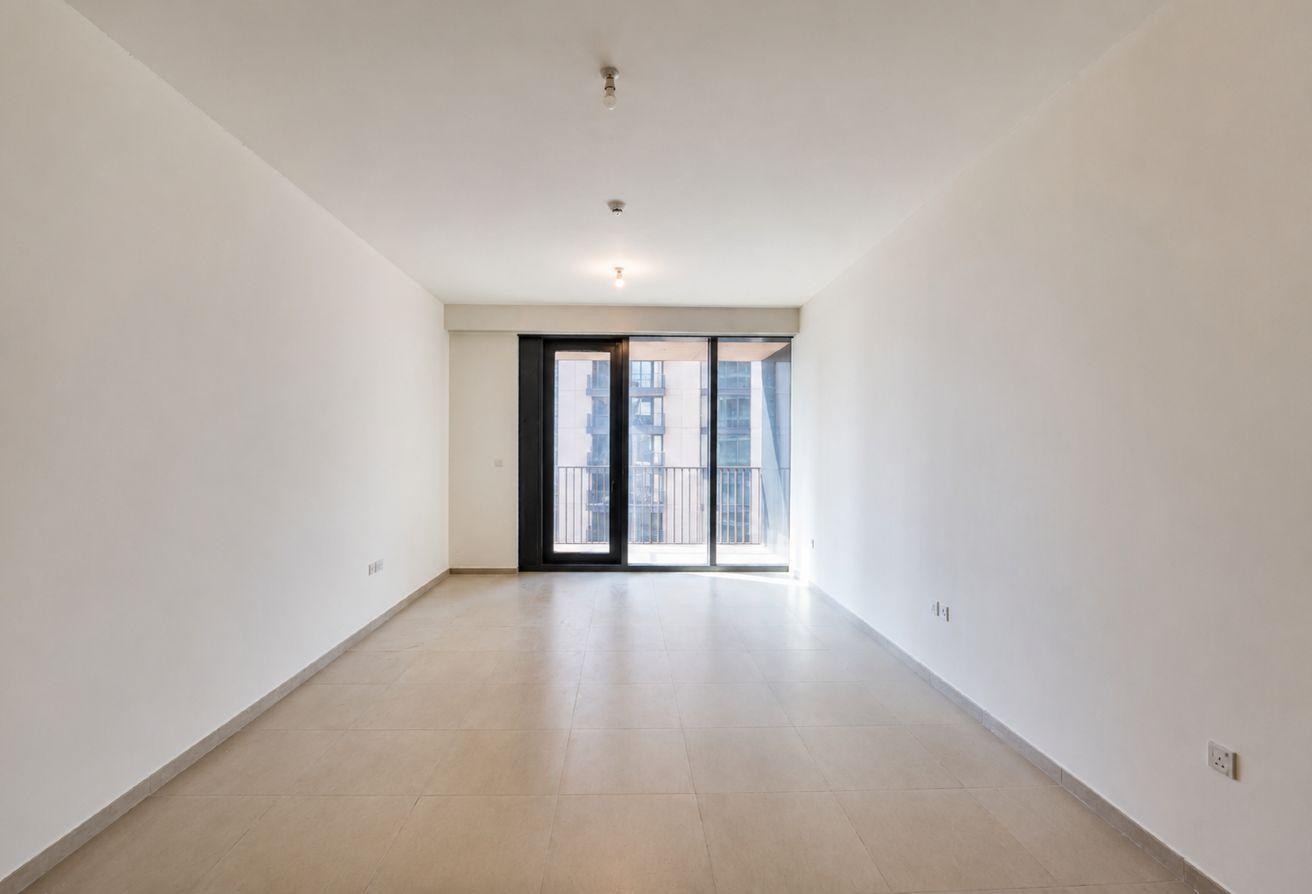 Spacious | Boulevard View | Ready To Move photo 11