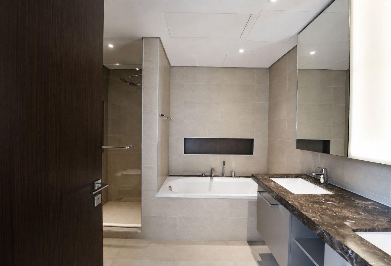 Spacious | Boulevard View | Ready To Move photo 17