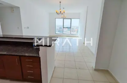 شقة - 2 غرف نوم - 2 حمامات للبيع في سكاي كورتس تاور E - أبراج سكاي كورتس - مجمع دبي ريزيدنس - دبي لاند - دبي