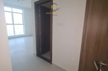 Apartment - 3 Bedrooms - 3 Bathrooms for rent in New Al Taawun Road - Al Taawun - Sharjah