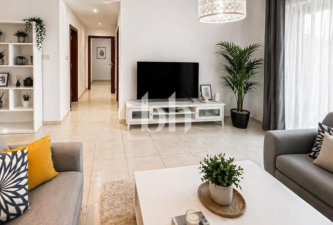 83669476 - Property Image 3