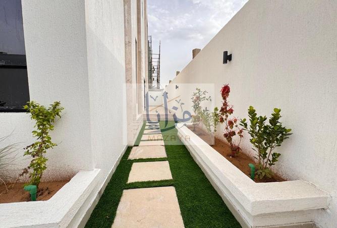 73850191 - Property Image 3