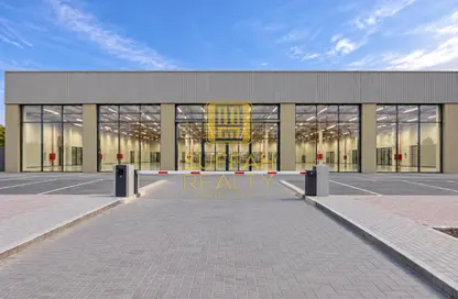 Warehouse - Studio - 5 Bathrooms for rent in Al Quoz 3 - Al Quoz - Dubai